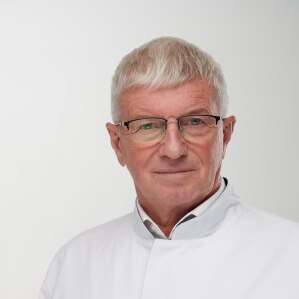 «ОТЛИЧНИК ЗДРАВООХРАНЕНИЯ»